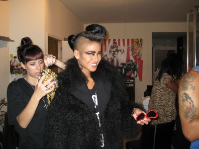 http://ladyartlooks.blogspot.com/2009/08/more-of-cassie-x-dimepiece-electro-love.html
