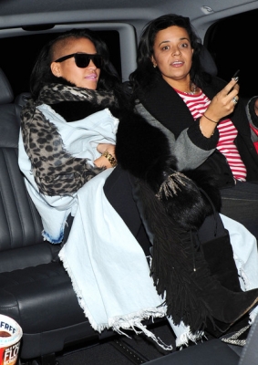 Cassie+Cassie+Out+Dinner+Nobu+Restaurant+OzZNucLQpqvl.jpg
