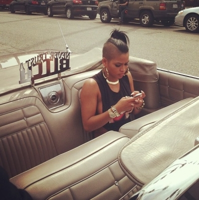Cassie on the set of her new video
